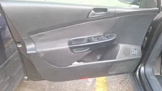 Volkswagen Passat 2010