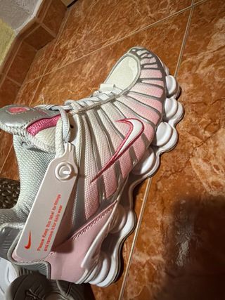 2 Pares Nike Shox Blancos y Rojos