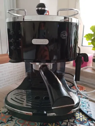 Macchina Caffè Nera Cromata