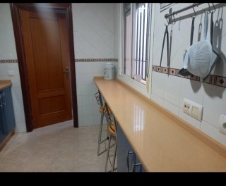Alquilo habitación para una o hasta 3 personas