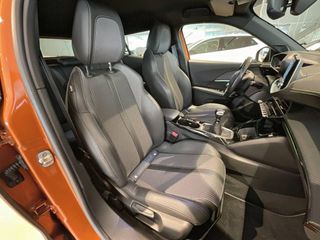 Peugeot 2008 Puretech 130 S&S BVM6 GT