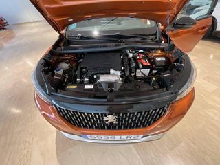 Peugeot 2008 Puretech 130 S&S BVM6 GT