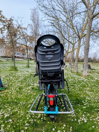 Bici cargo elettrica con seggiolino
