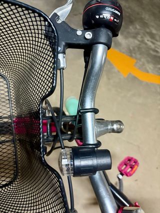 Bicicleta niña rosa y negra BTWIN