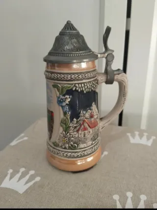 Jarra cerveza antigua alemana decorada