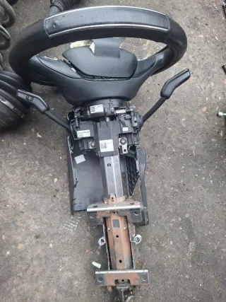 Volante Multifunción Man 2022