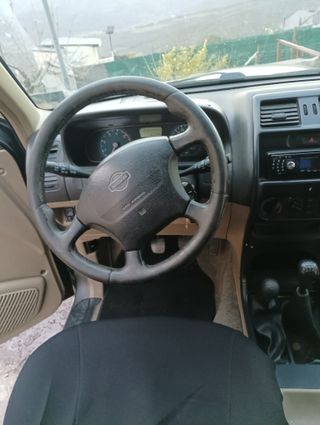 Nissan Terrano II