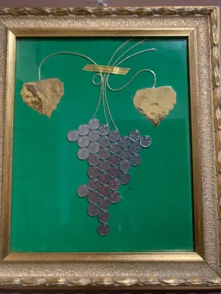 Grappolo d'uva in Monete Lire 50 e Foglie Oro