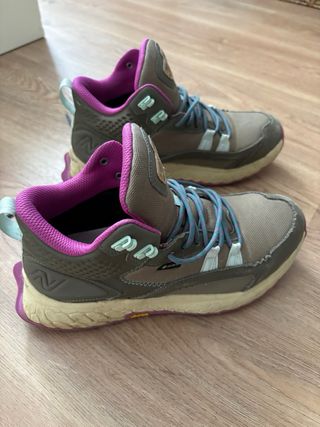 Botas Montaña New Balance Mujer Marrón/Rosa