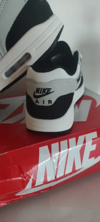 Nike Air Max 1 Talla 44 Nuevas