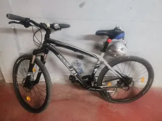Bicicleta Specialized Hardrock Gris