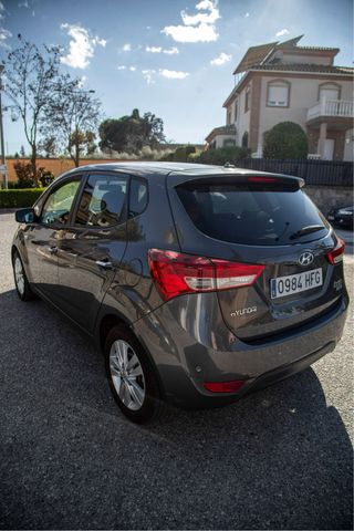 Hyundai ix20 2012