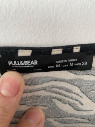 Vestido estampado cebra manga larga de Pull&Bear