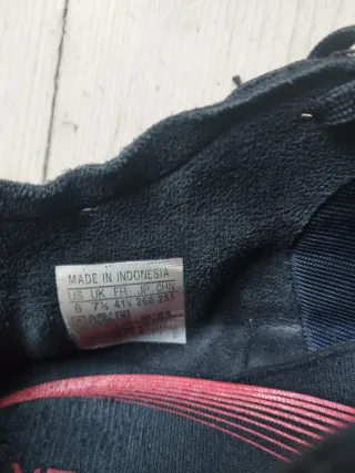 Botas de fútbol Adidas Predator Negras/Rojas