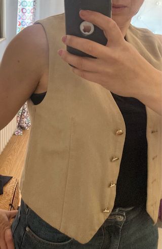 Chaleco beige talla M
