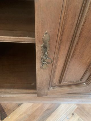 Aparador de madera maciza