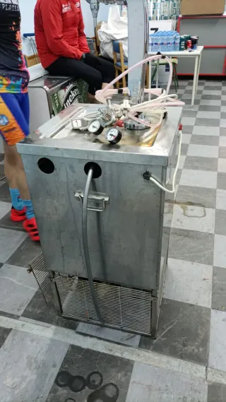 Grifo Cerveza Portátil Mahou