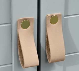 Mueble bajo lavabo gris y madera