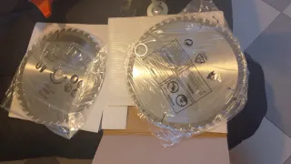Sierra circular semi nueva