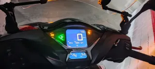 Honda SH 125i Gris - Moto Scooter Automática