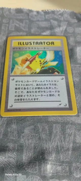 Carta Pokemon Illustrator Pikachu