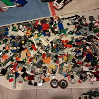 Lego Lote star wars marvel DC Piezas y Figuras