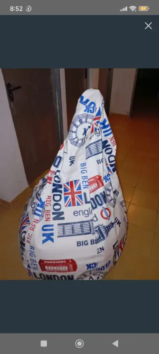 Puff estampado Londres