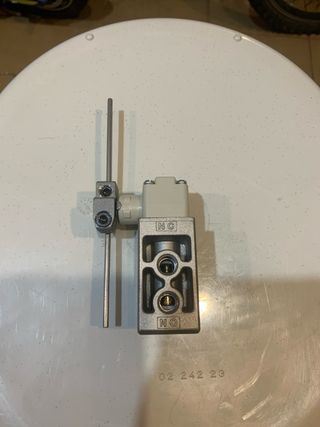 Válvula SMC VM830-F01-14 Mecánica