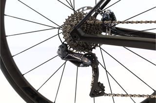 BMC Roadmachine 02 ONE Di2 11V (carretera) t.56 Reacondicionada