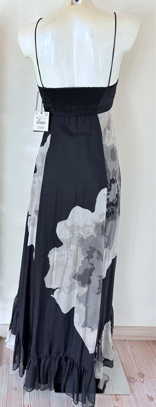 Abito lungo con stampa floreale