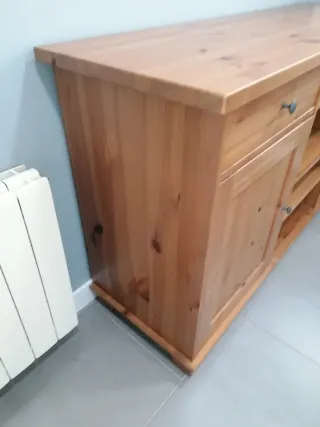 Aparador de madera maciza