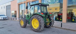 Tractor John Deere 5720