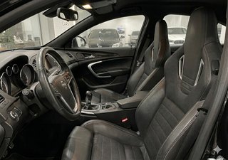 Opel Insignia OPC V6