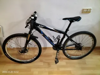 Bicicleta Giant XTC 26' Talla S