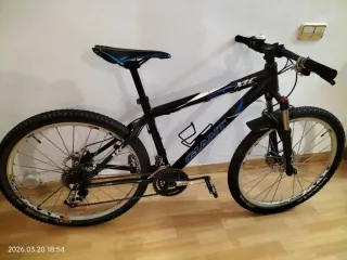 Bicicleta Giant XTC 26' Talla S