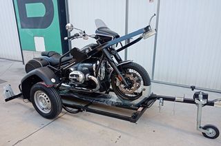 NUEVO: Remolque portamotos Ikram basculante