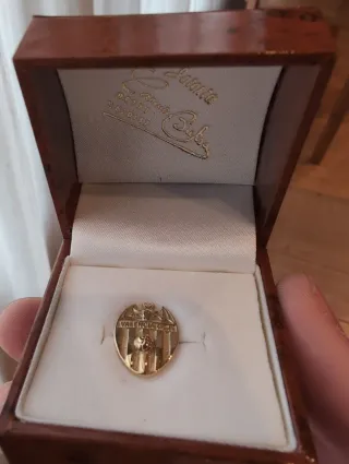 Pin Valencia CF Dorado