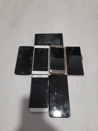 Móviles usados para piezas