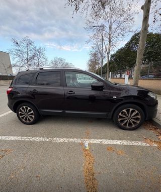 Nissan Qashqai+2 2010