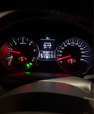Nissan Qashqai+2 2010