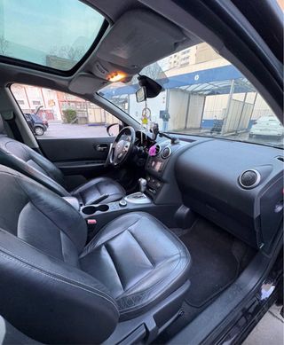Nissan Qashqai+2 2010