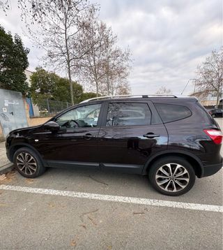 Nissan Qashqai+2 2010