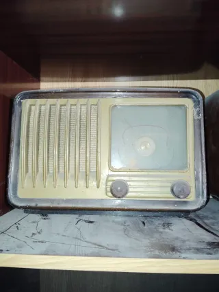 Radio Antigua Vintage Años 20-50