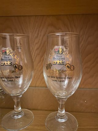 Bicchieri birra dorati varie birrerie