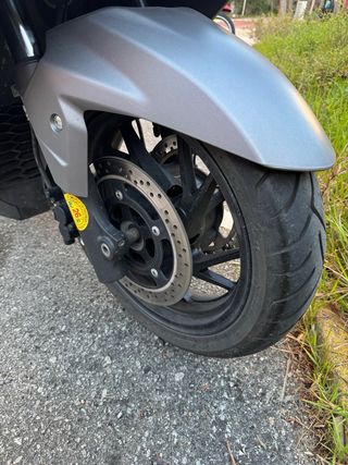 Suzuki Burgman 400 2019 Gris