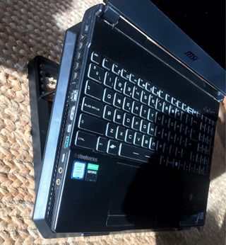 Portátil MSI GL65 Gaming + Cargador