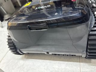 Robot de piscina Wybot