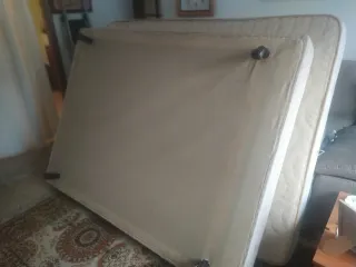 Somier tapiflex con patas y ruedas