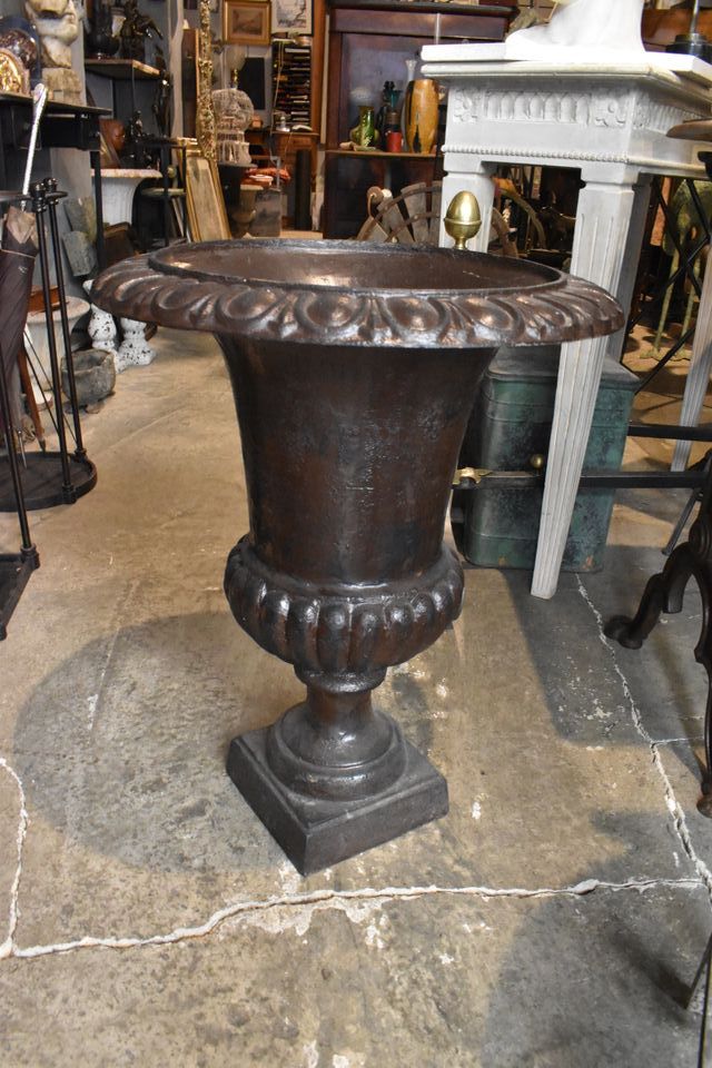 Copa de hierro en tono marron chocolate