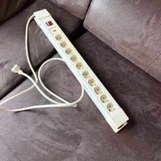 Regleta 3500W con interruptor